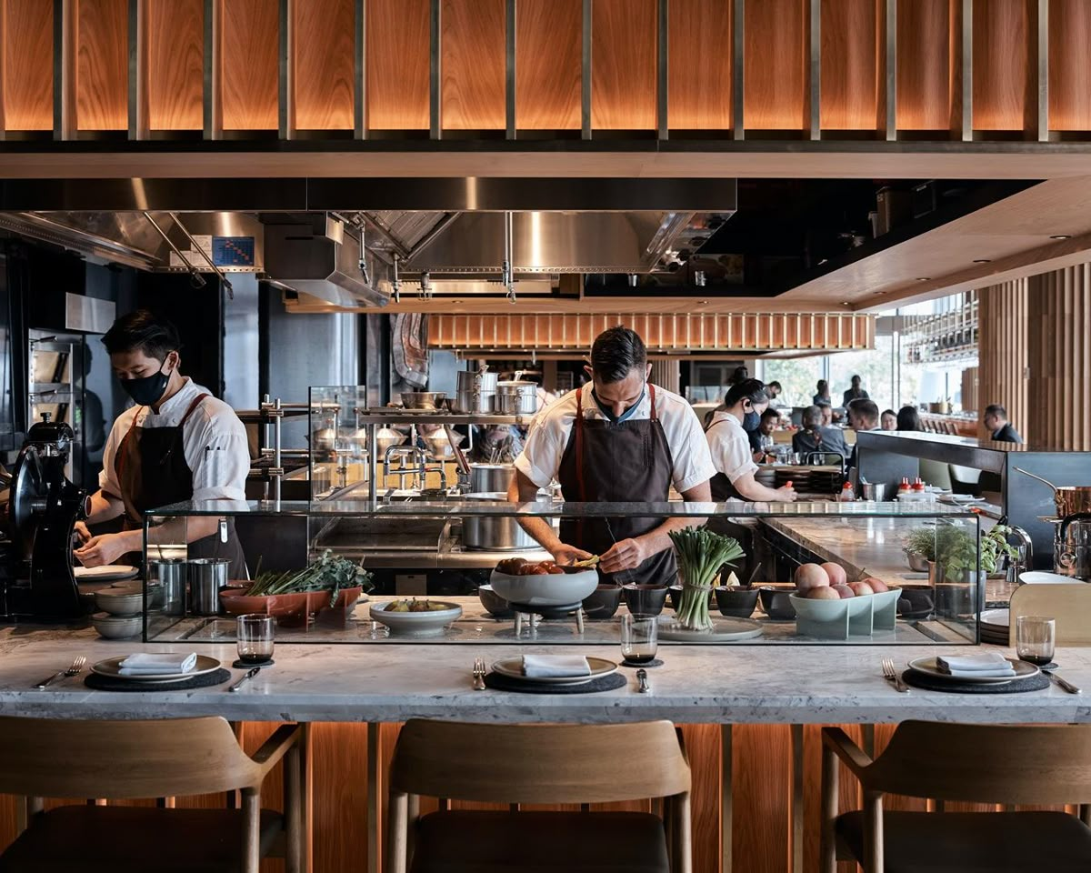 OUZO students working in a professional hotel kitchen